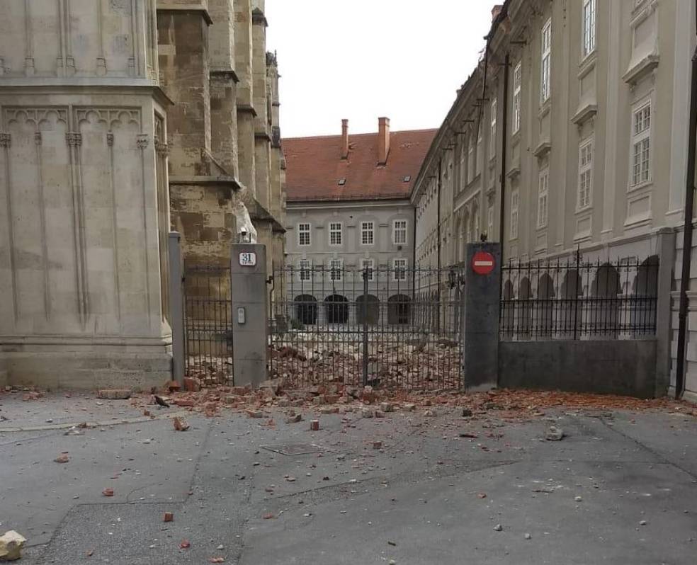 Tragični kadrovi sa ulica porušenog Zagreba (FOTO/VIDEO)